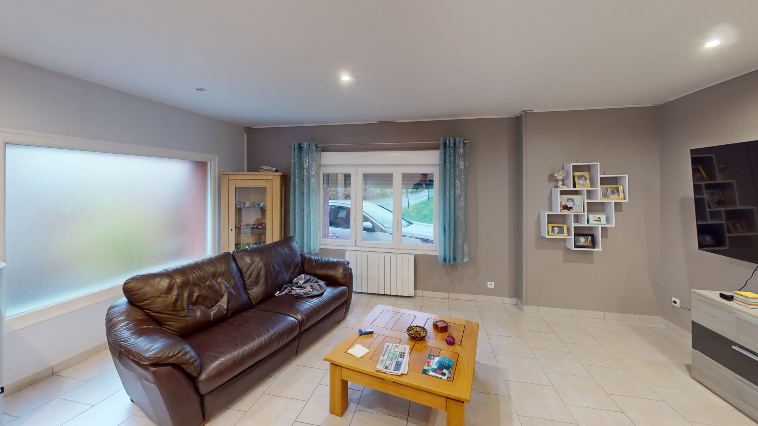 352-Rue-De-La-Mairie-Living-Room